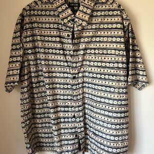 Orvis Cream and Navy Short-Sleeve Button-Down with Geometric Stripe